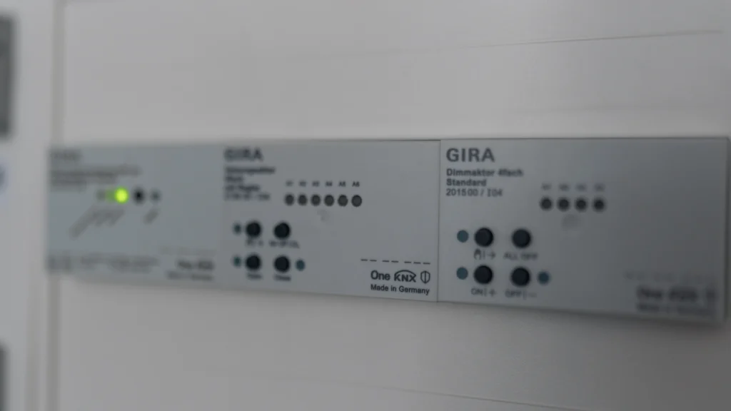 Rossol Elektrotechnik - Zählerschrank 12